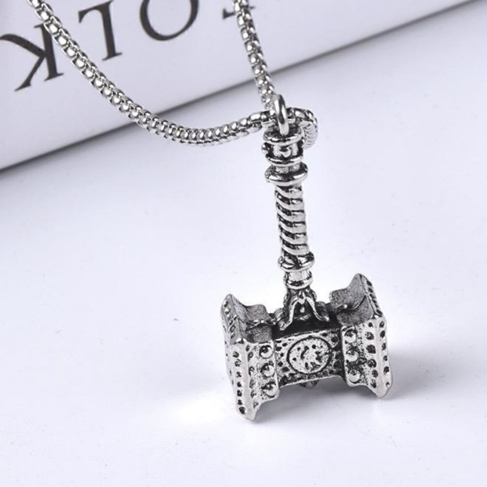 Brand New 3D Hammer Silver Necklace